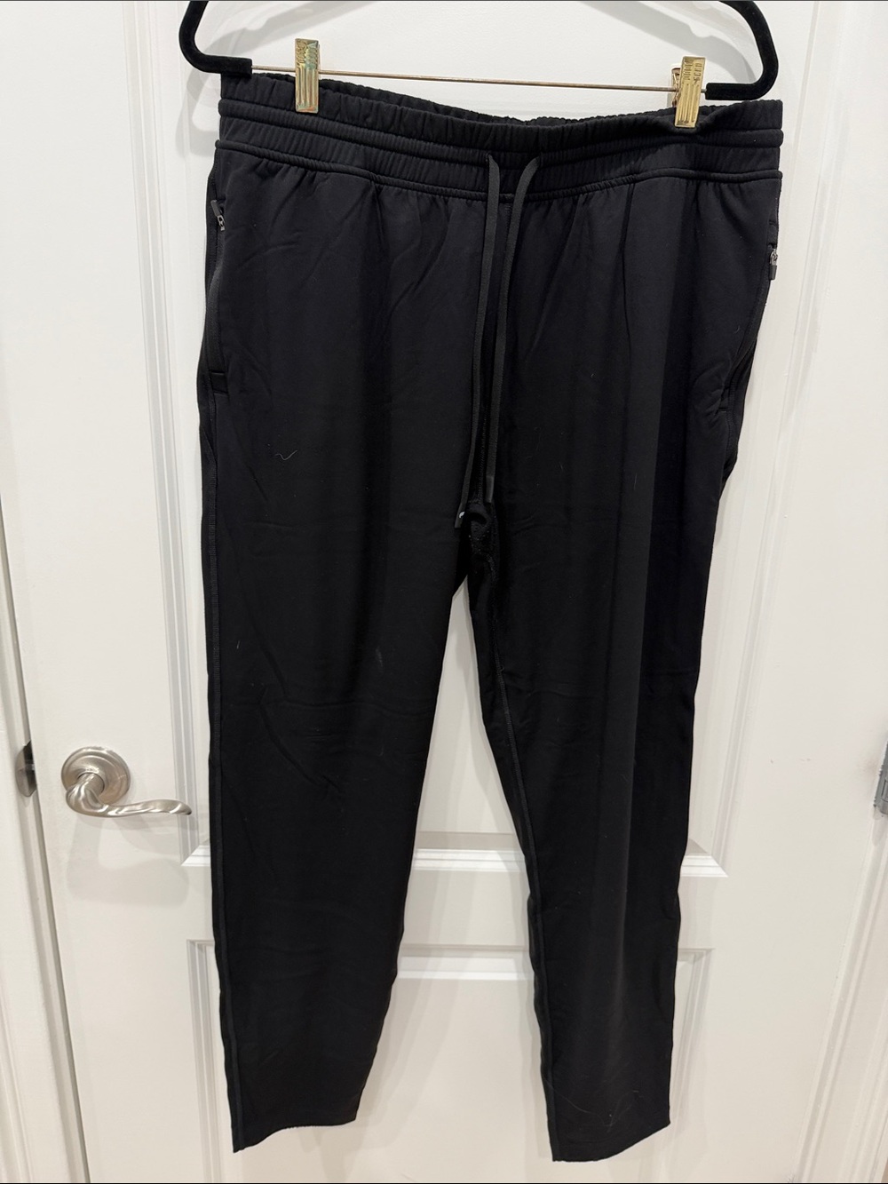Fabletics Men's Black Jogger Sweatpants with Drawstring